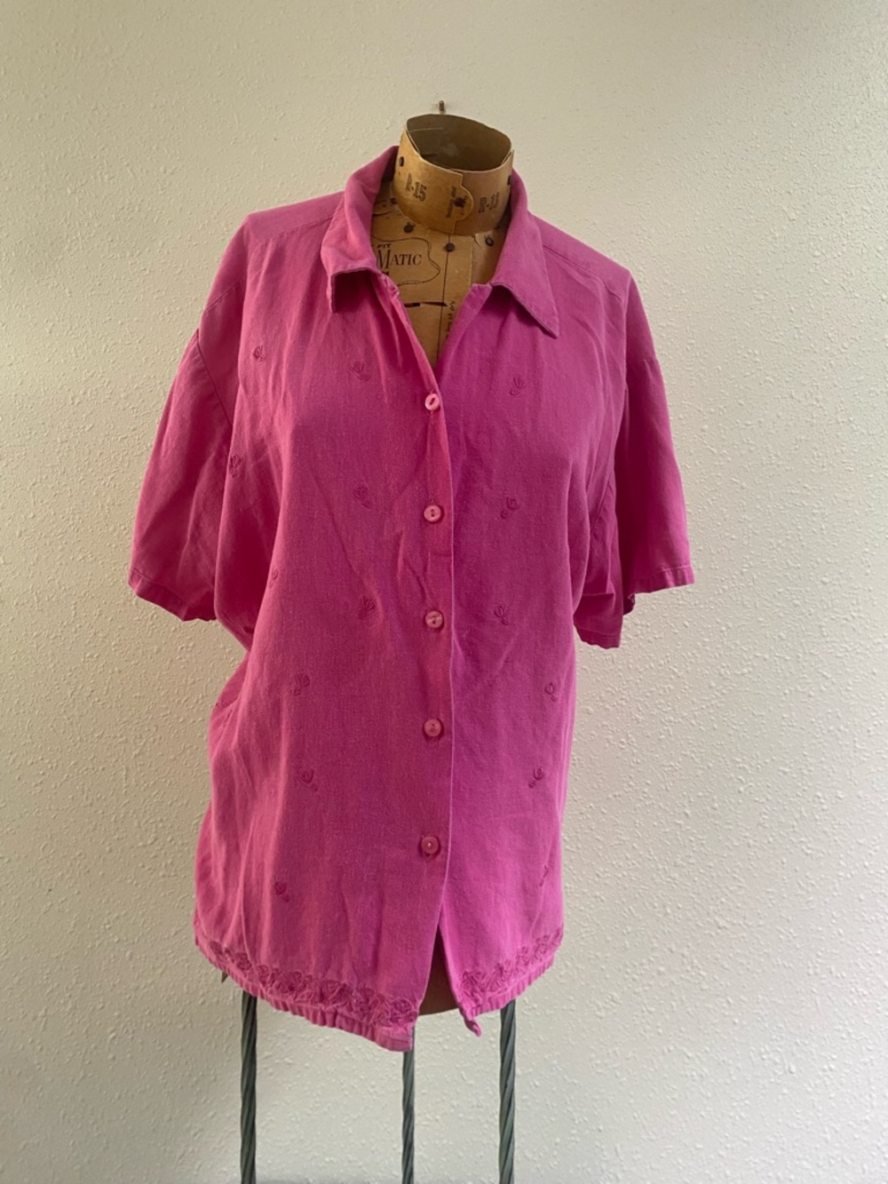 Jane Ashley Short-Sleeve Button-Down Top in Bright Pink
